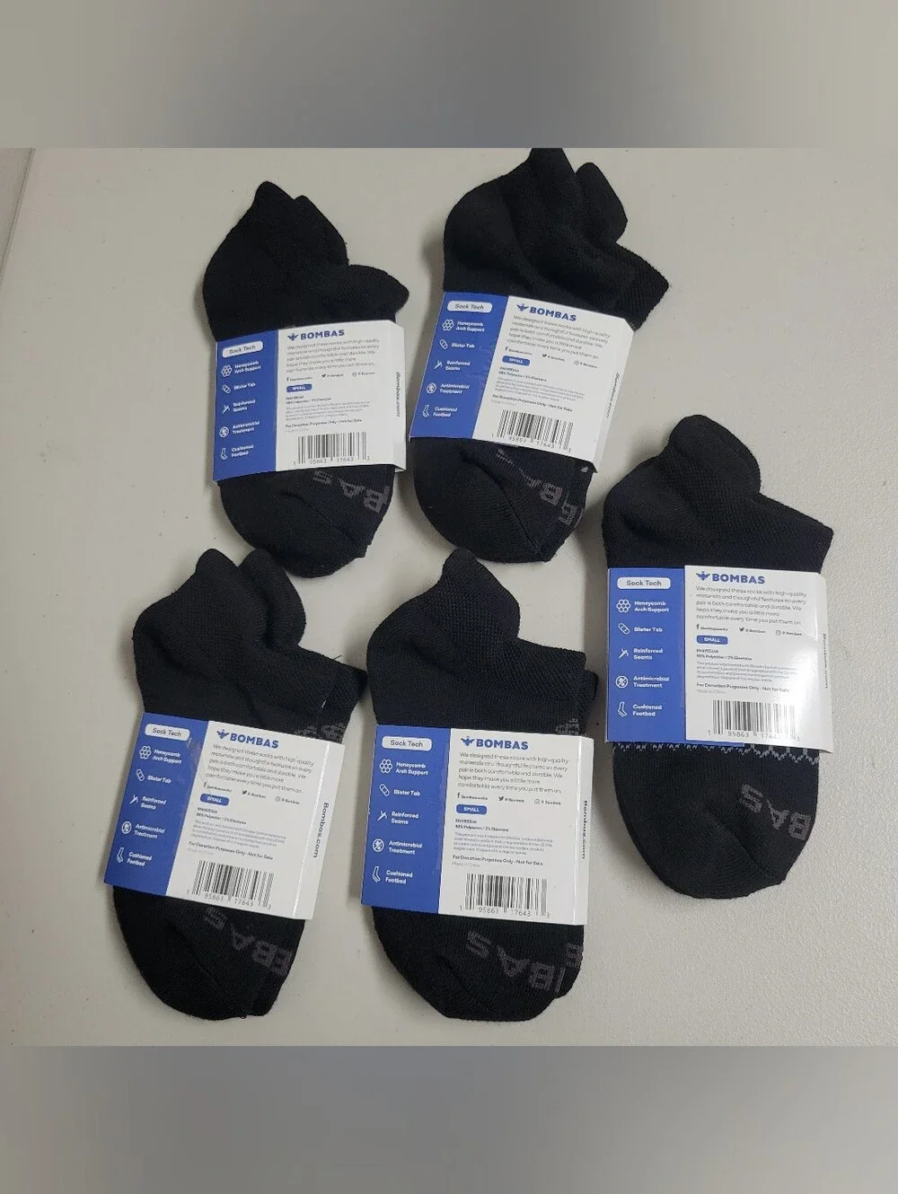 Bombas NWT 5 Pairs Ankke Size Small.